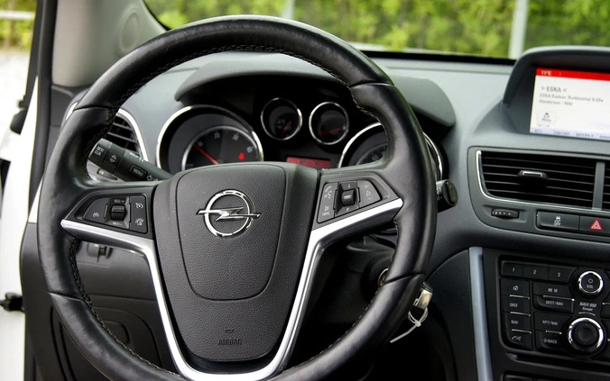 Opel Mokka cena 46500 przebieg: 162470, rok produkcji 2015 z Radom małe 497
